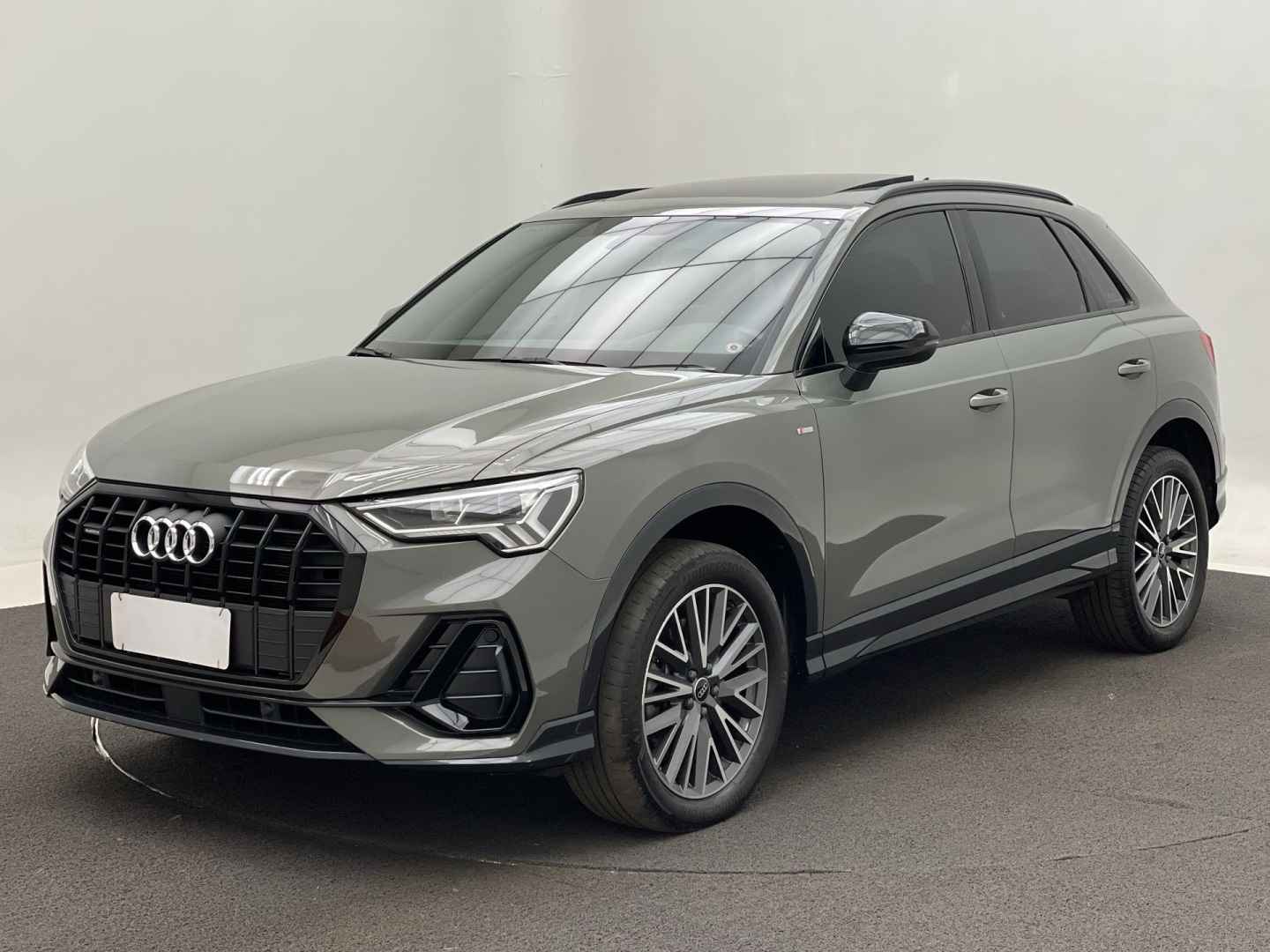 AUDI Q3 2.0 40 TFSI GASOLINA PERFORMANCE BLACK QUATTRO TIPTRONIC