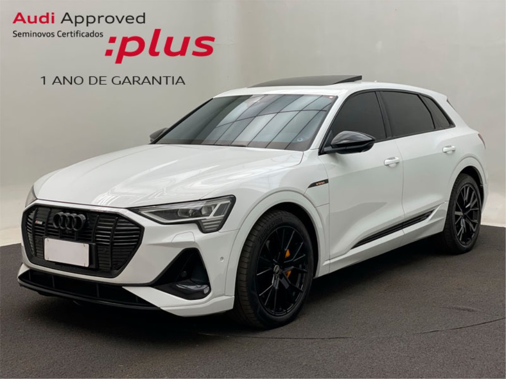 AUDI E-TRON ELÉTRICO PERFORMANCE BLACK QUATTRO