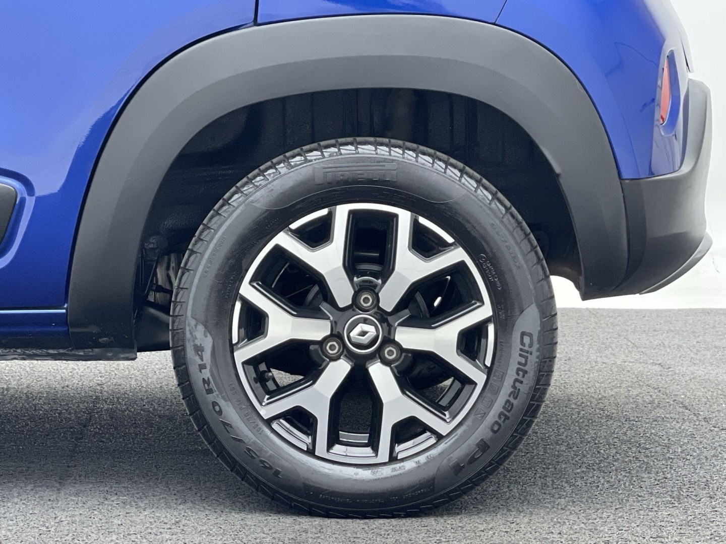 RENAULT KWID 1.0 12V SCE FLEX OUTSIDER MANUAL