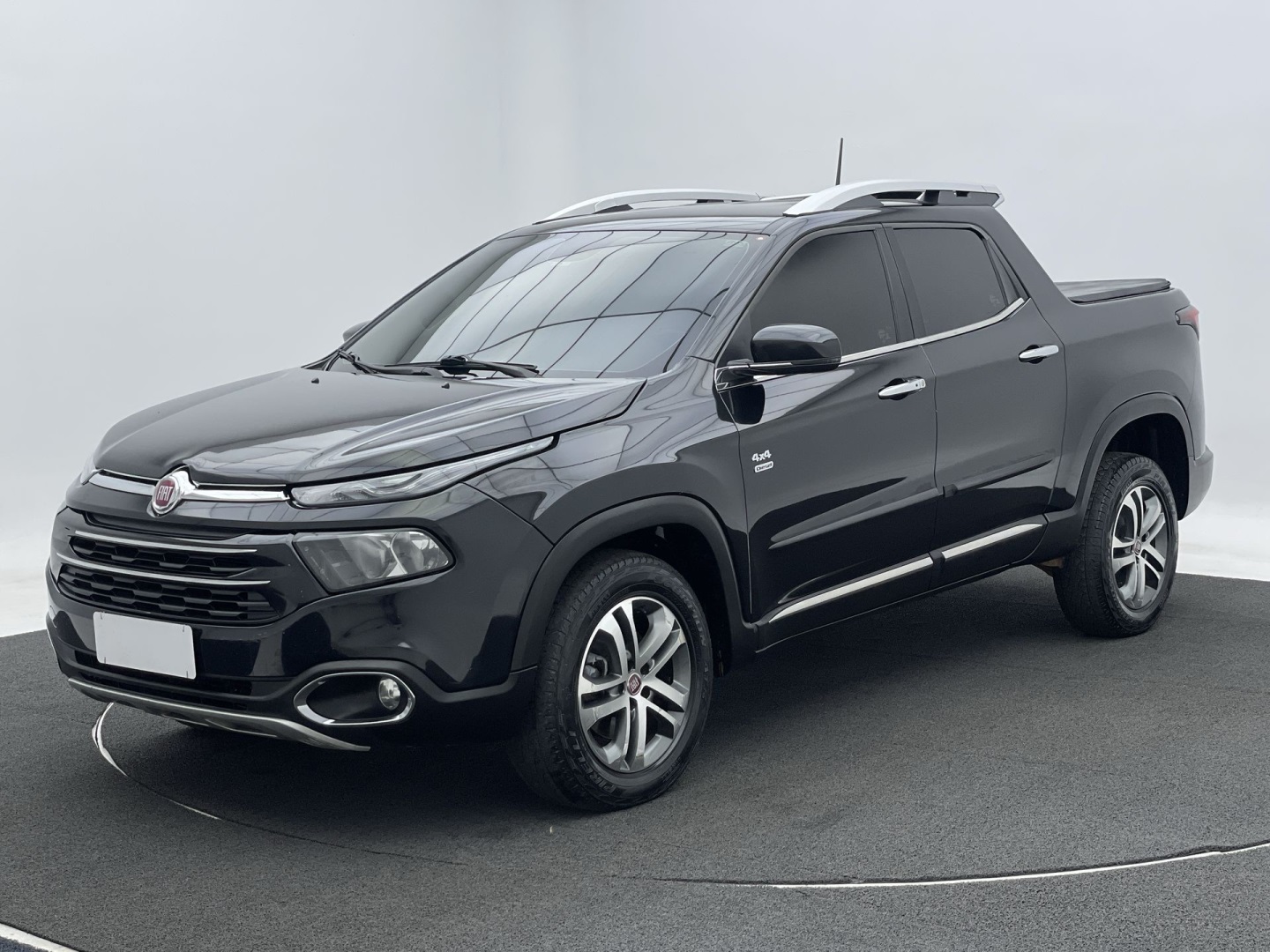 FIAT TORO 2.0 16V TURBO DIESEL VOLCANO 4WD AT9