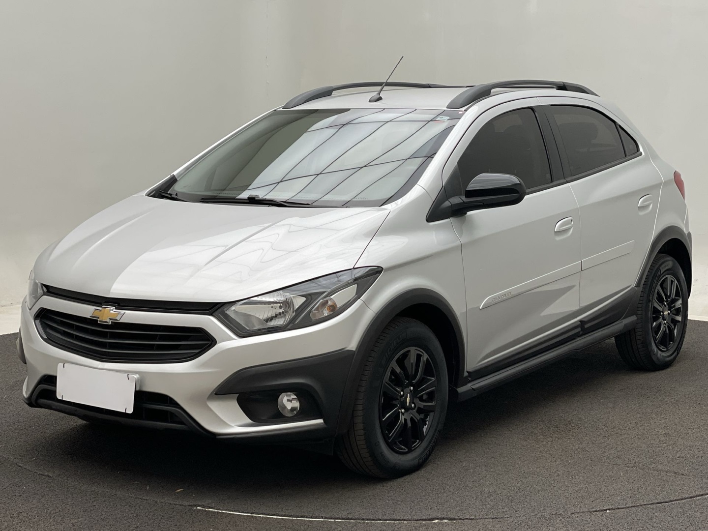 CHEVROLET ONIX 1.4 MPFI ACTIV 8V FLEX 4P AUTOMÁTICO