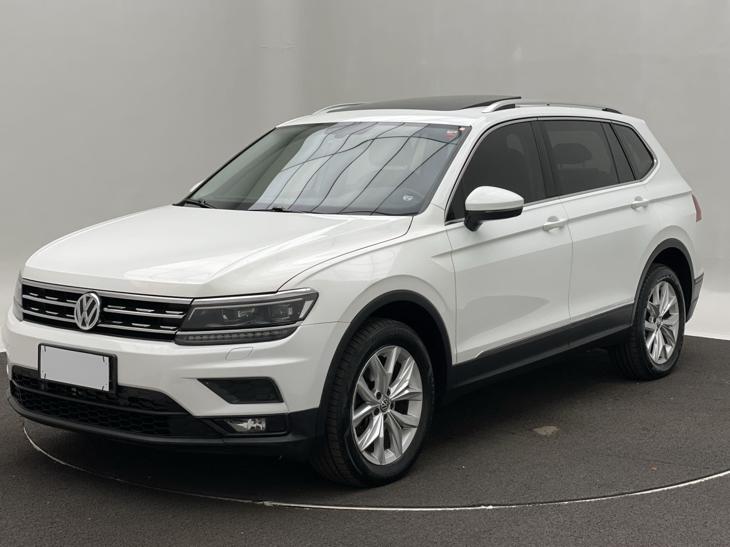 Volkswagen Tiguan TIGUAN Allspac Comf 250 TSI 1.4 Flex 2018