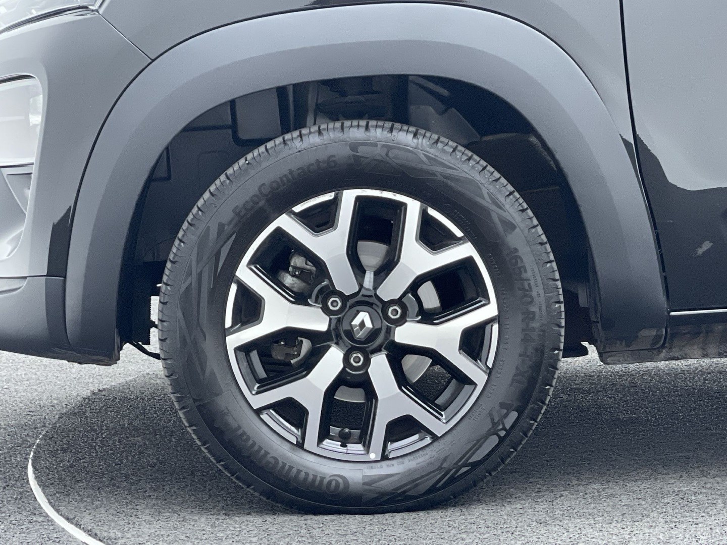 73