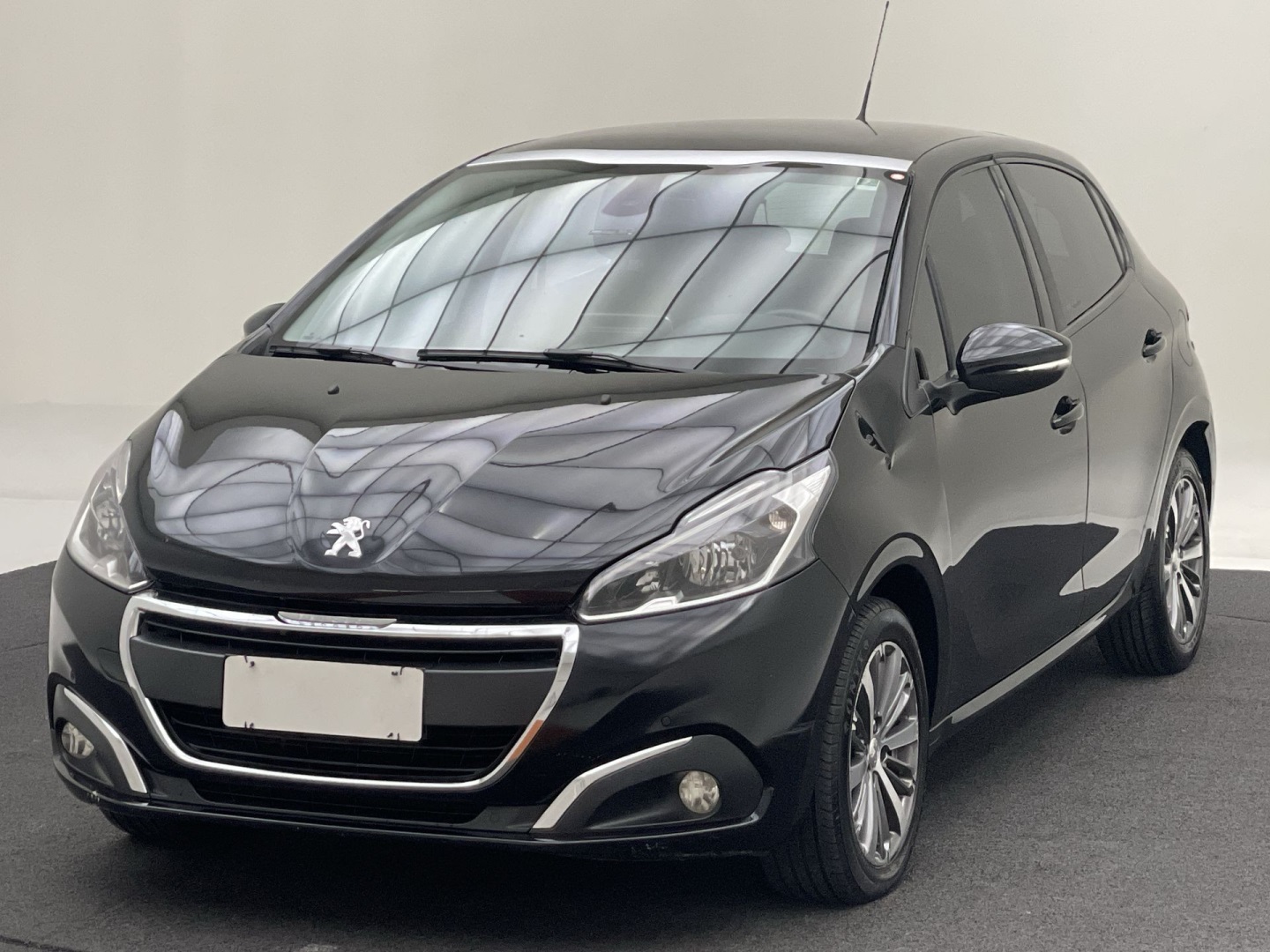 PEUGEOT 208 1.6 GRIFFE 16V FLEX 4P AUTOMÁTICO
