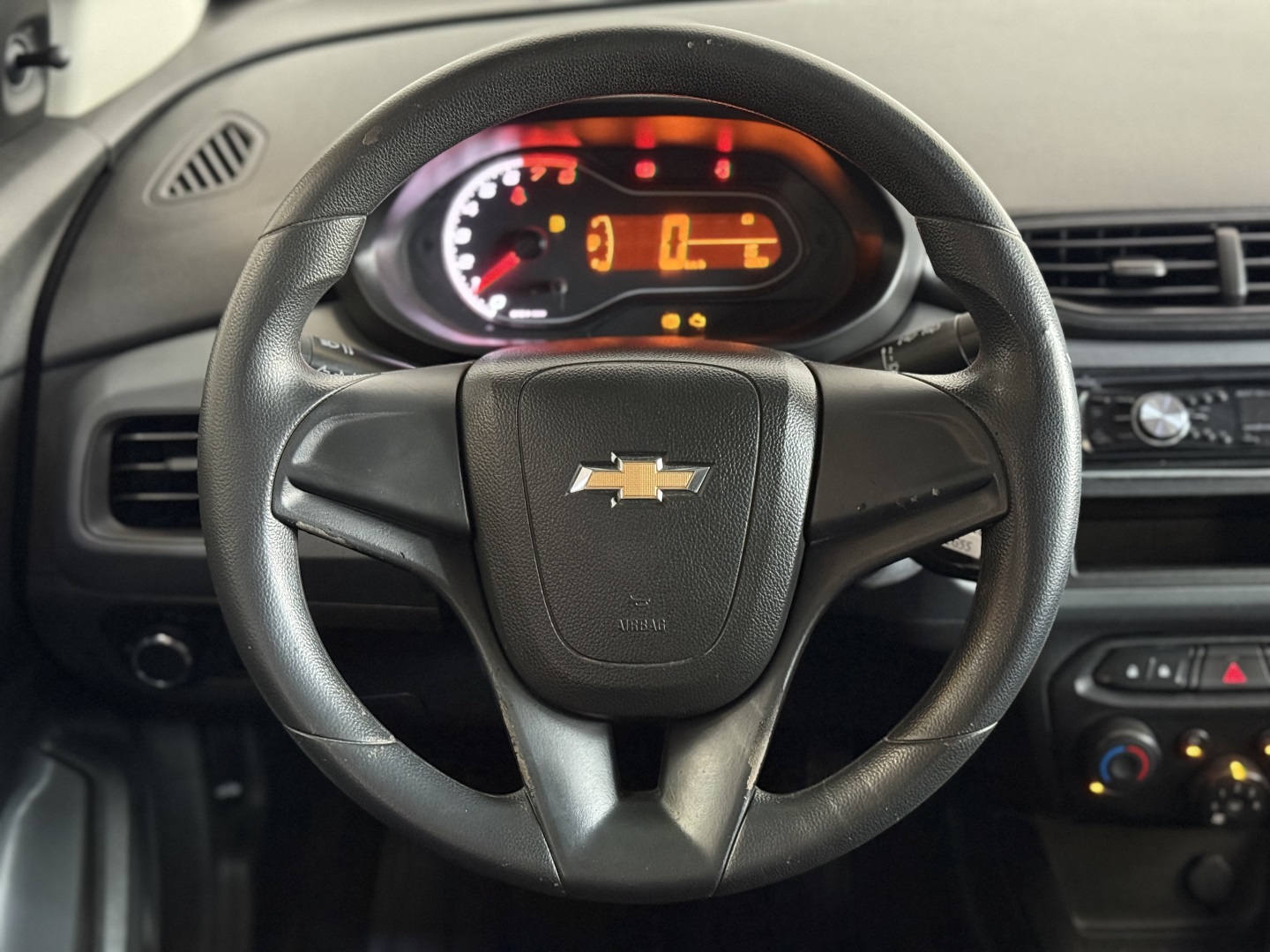 Chevrolet Onix Hatch Joy 1.0 8V Flex 5P Mec. - foto 7