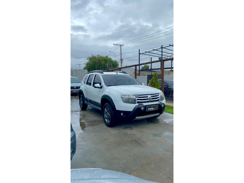 RENAULT DUSTER