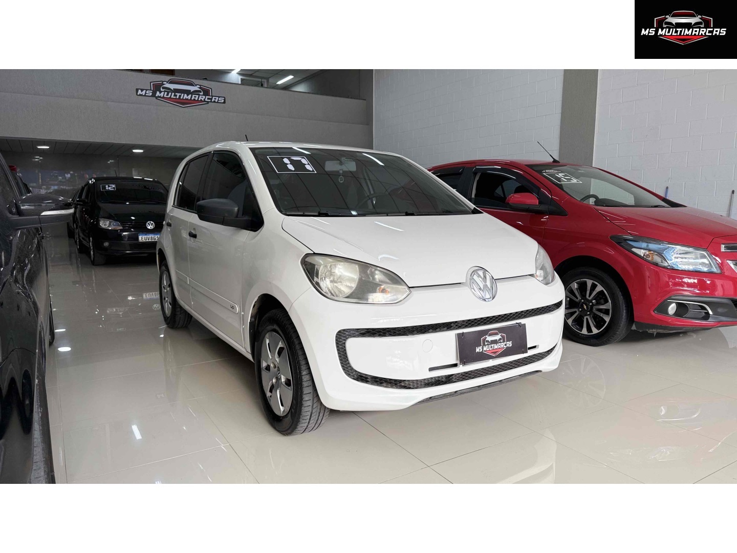 VOLKSWAGEN UP