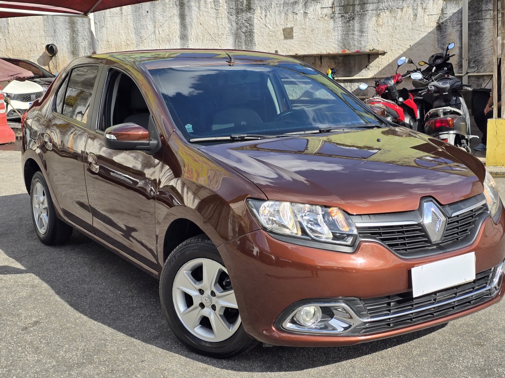 RENAULT LOGAN