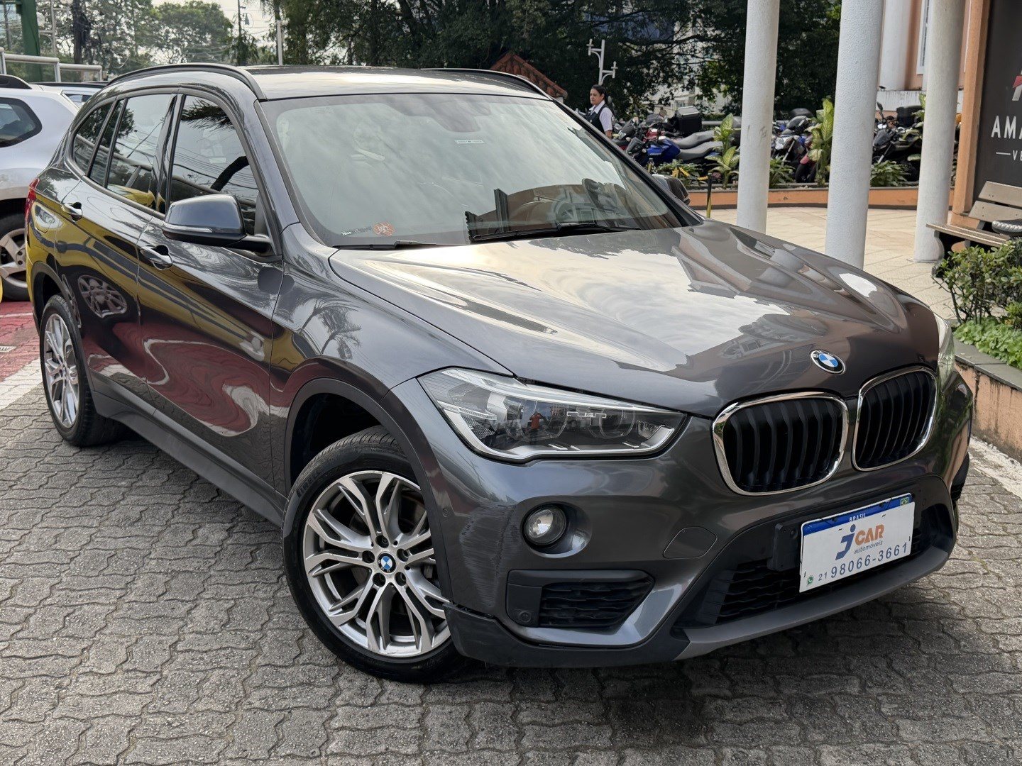 BMW X1