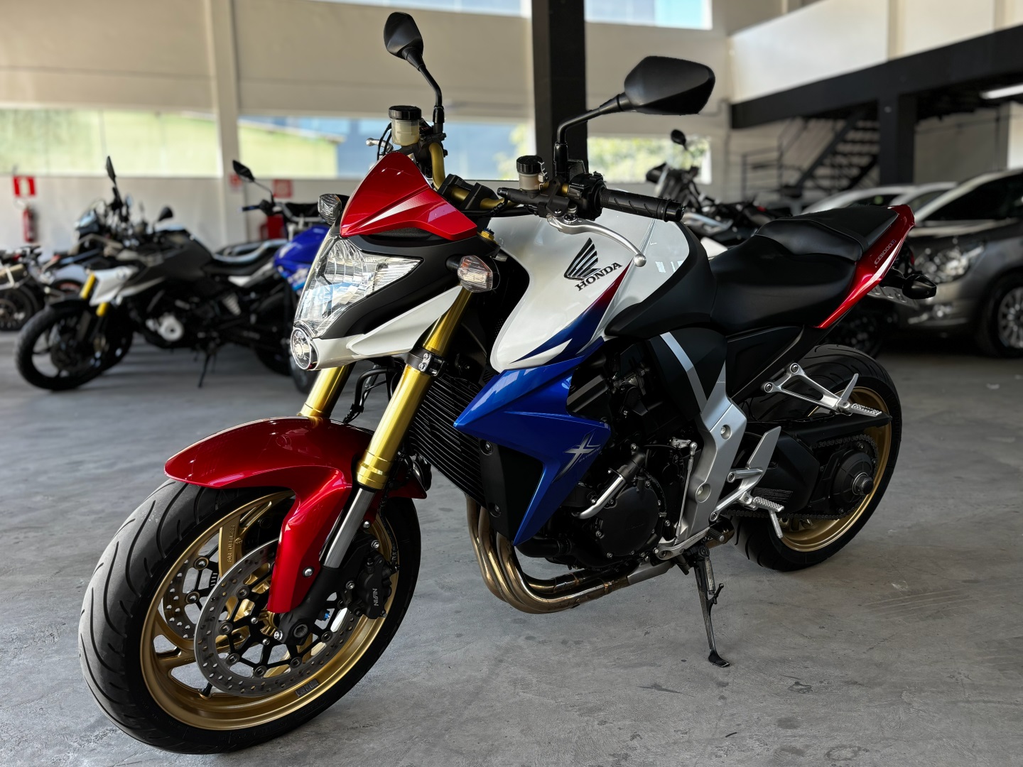 HONDA CB 1000R