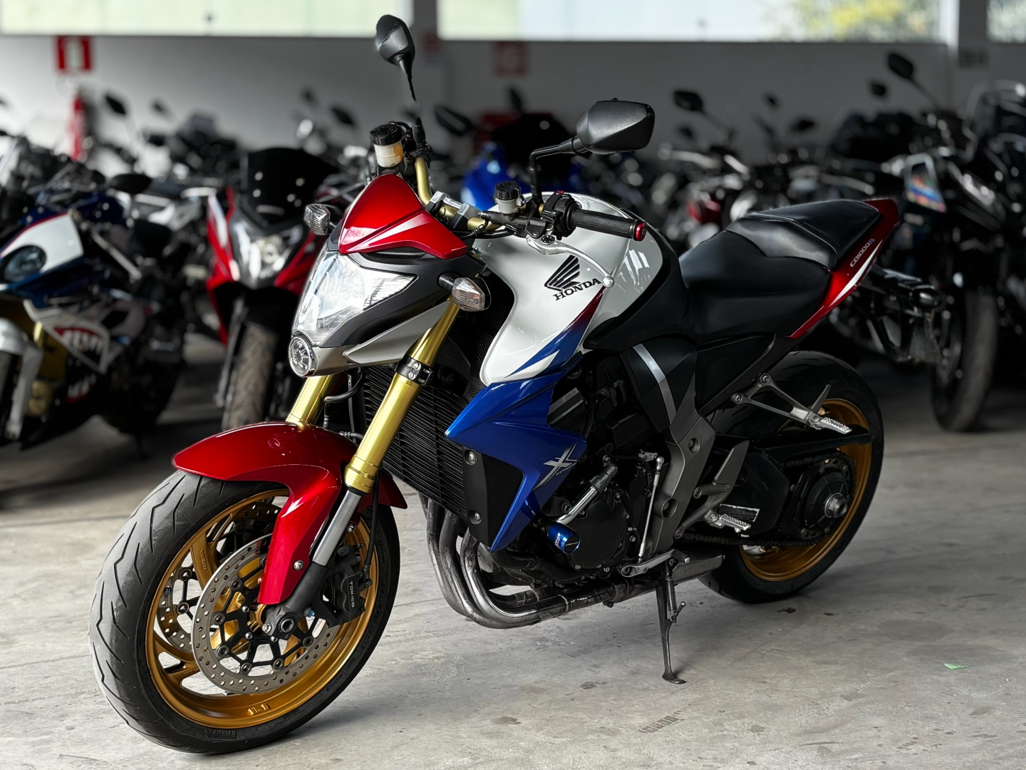 HONDA CB 1000R