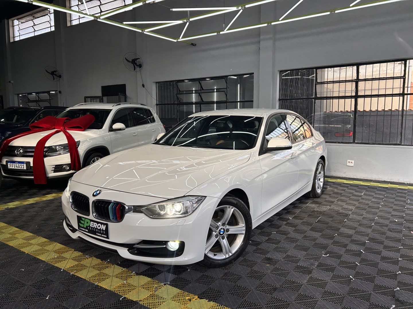 BMW 320i