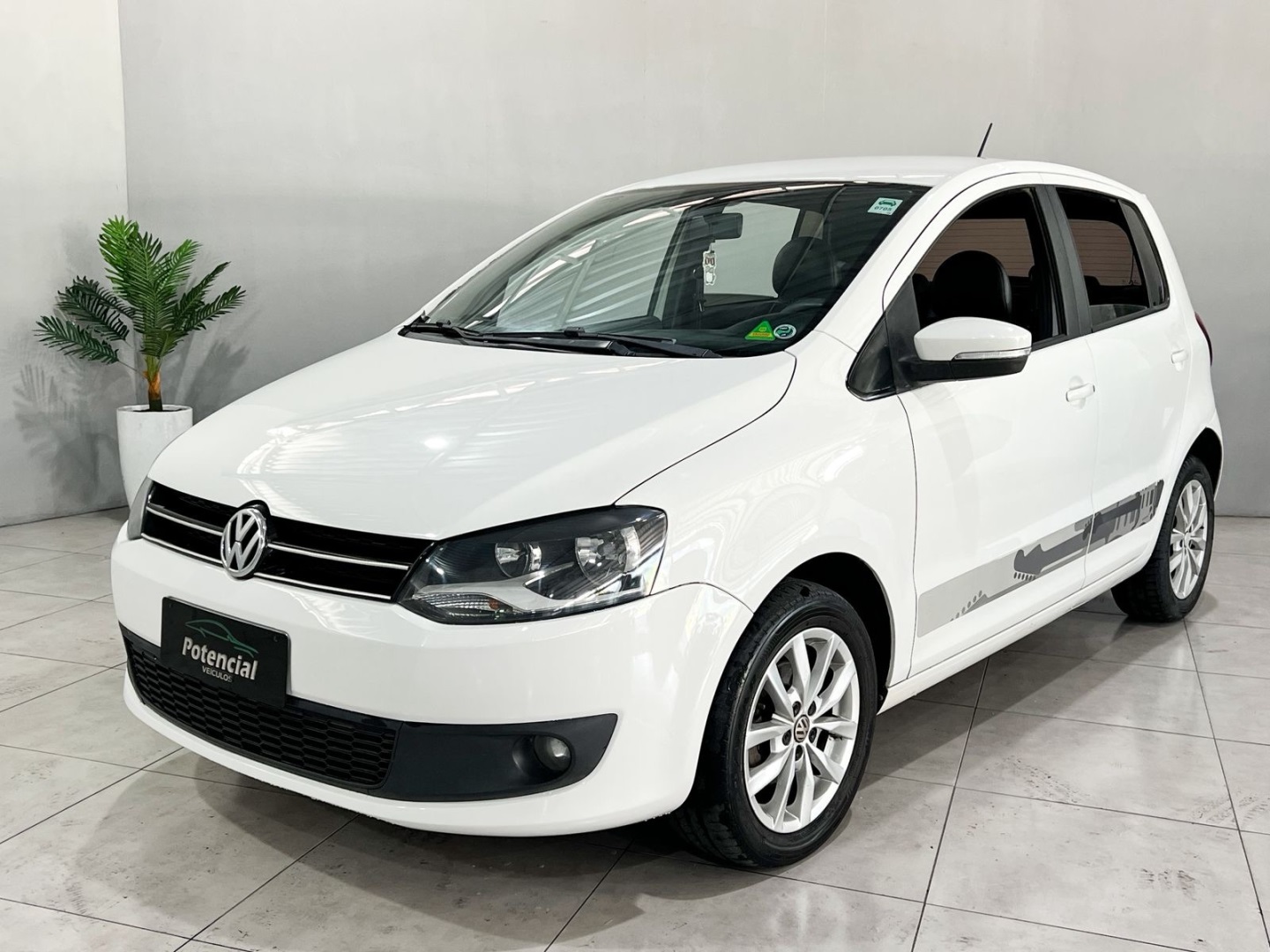 VOLKSWAGEN FOX