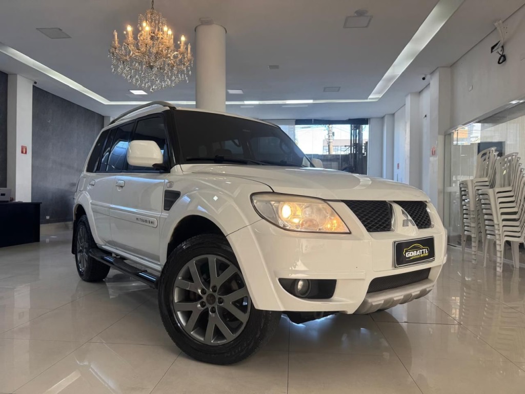 MITSUBISHI PAJERO TR4