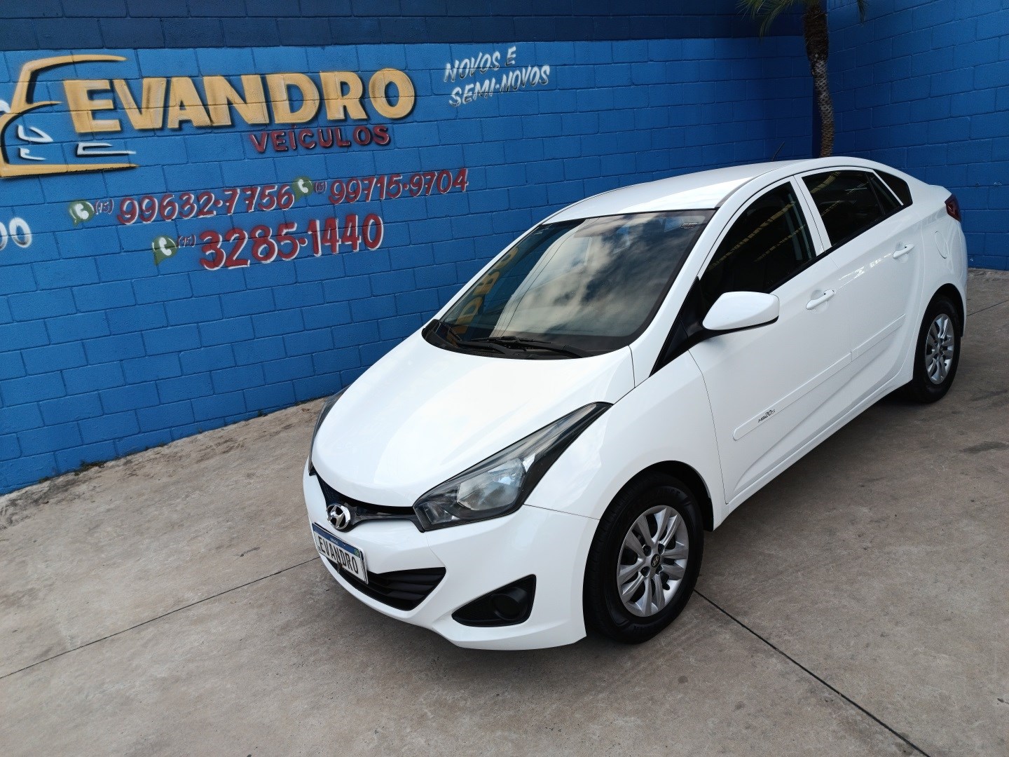 HYUNDAI HB20S