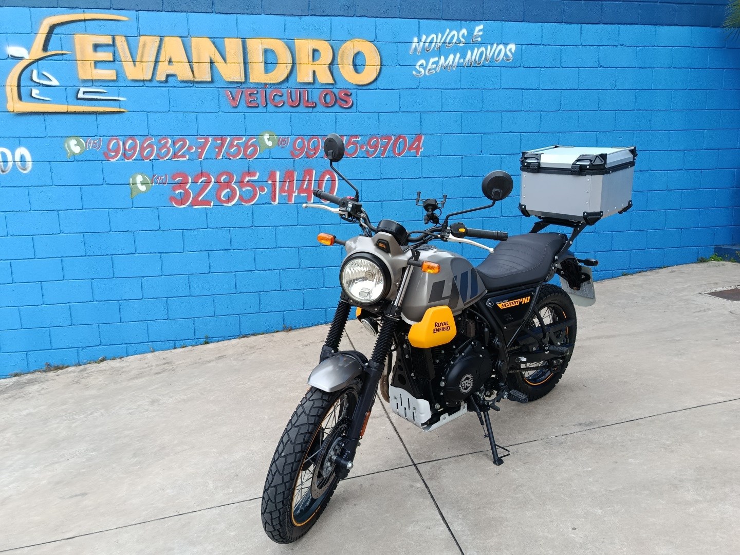 ROYAL ENFIELD SCRAM 411 EFI