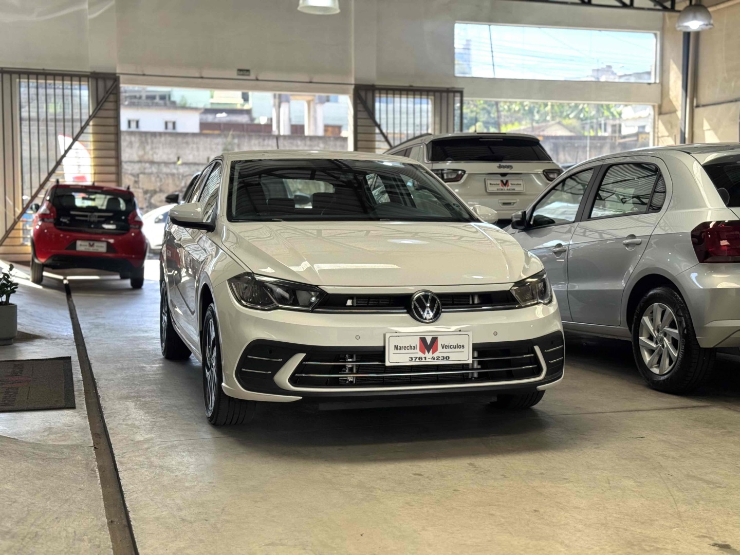 VOLKSWAGEN POLO