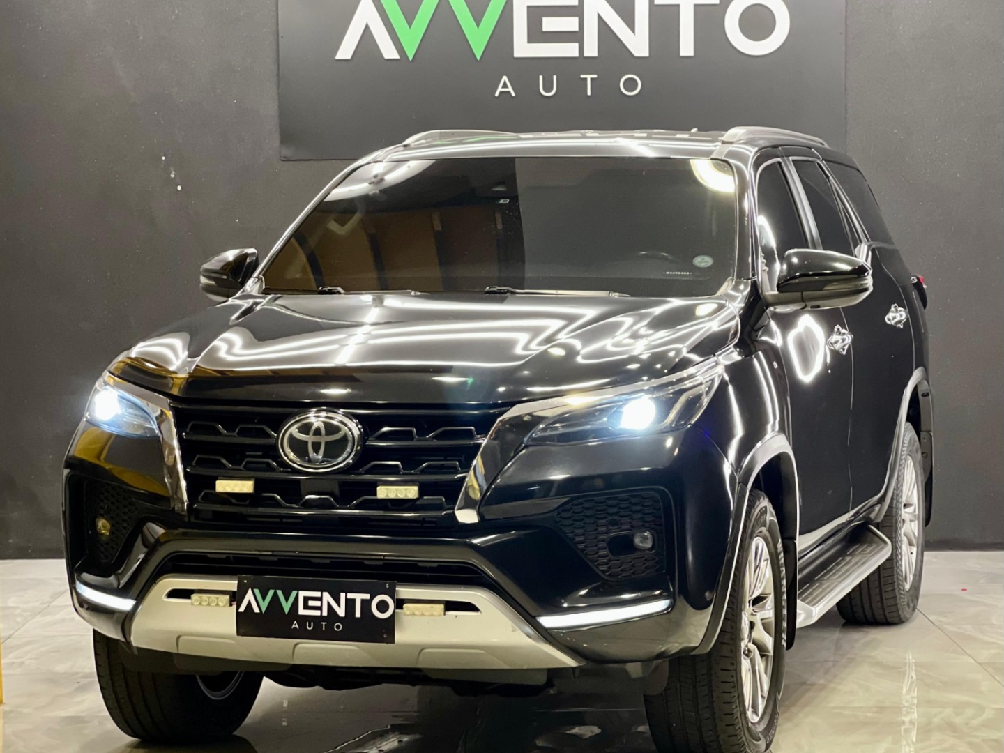 TOYOTA HILUX SW4