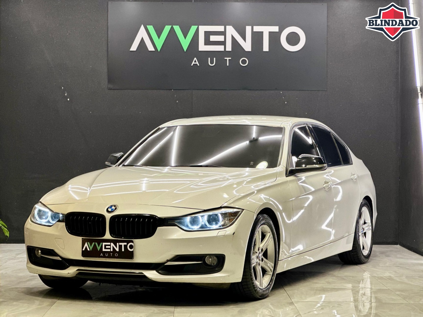 BMW 320i