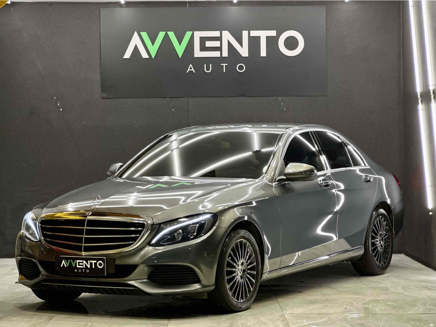 MERCEDES-BENZ C 180