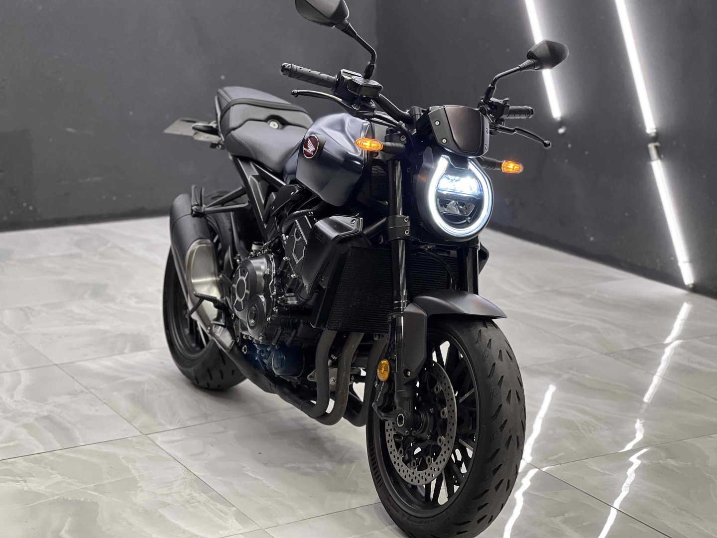 HONDA CB 1000R BLACK EDITION