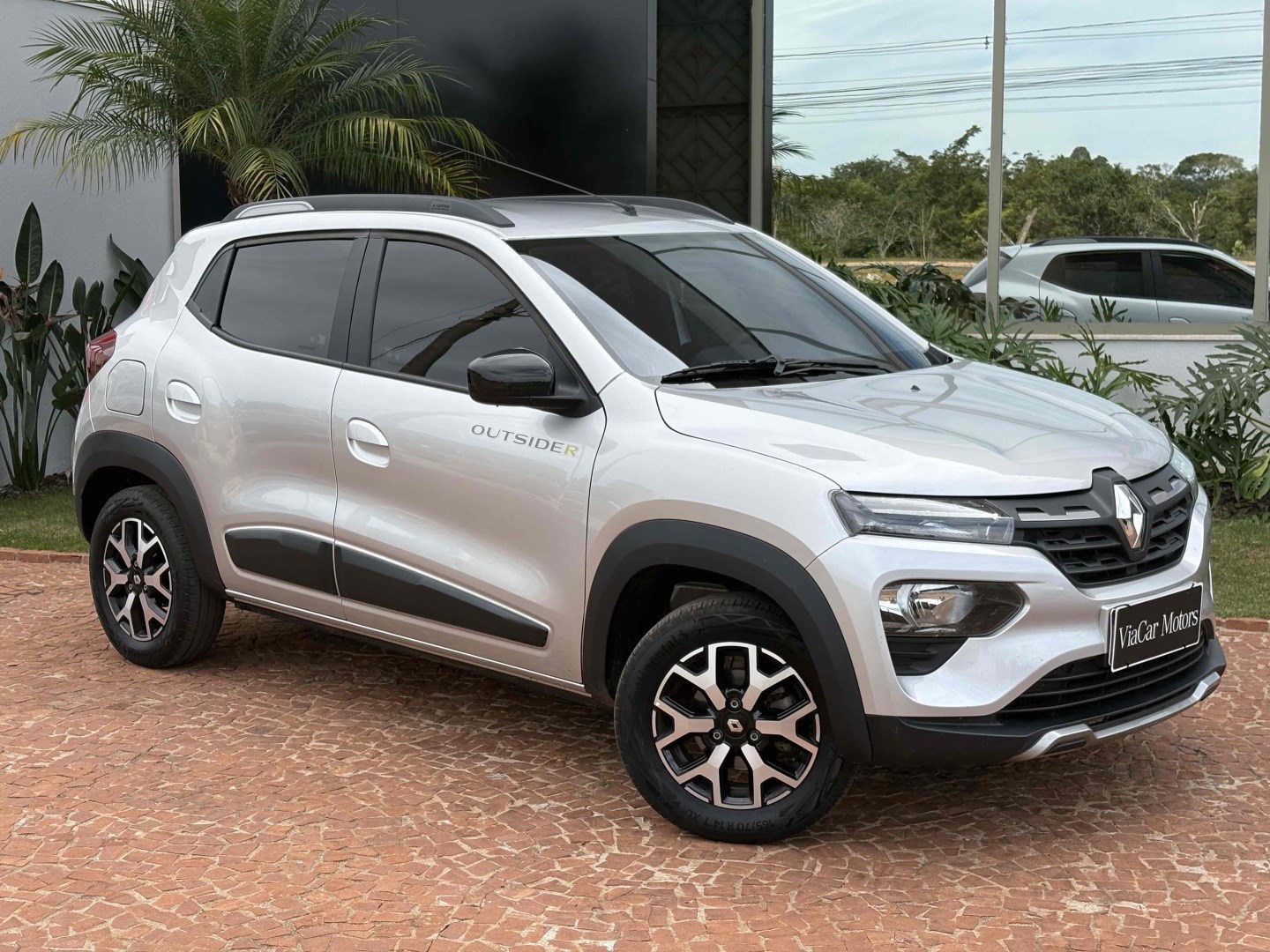 RENAULT KWID