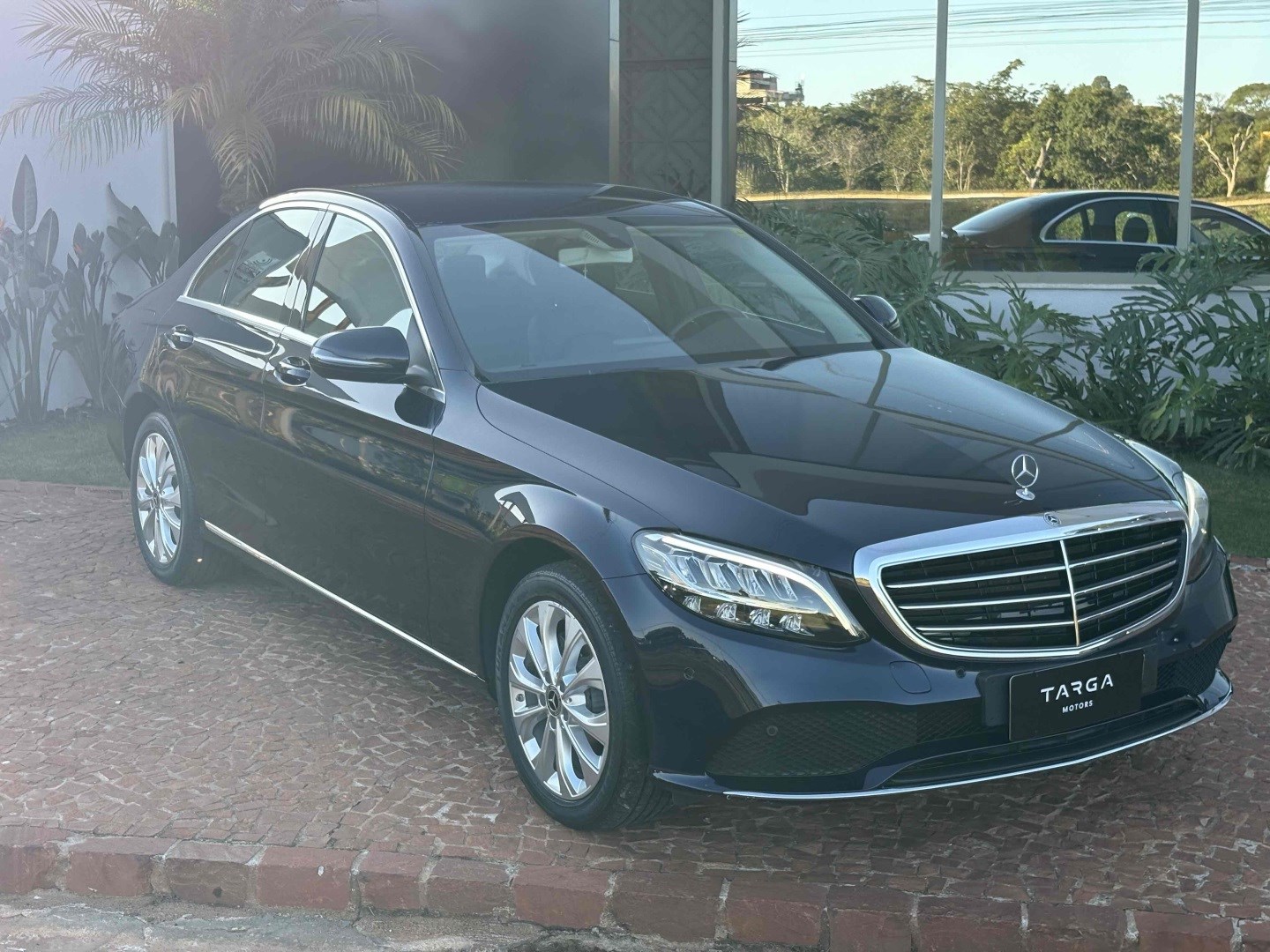 MERCEDES-BENZ C 180