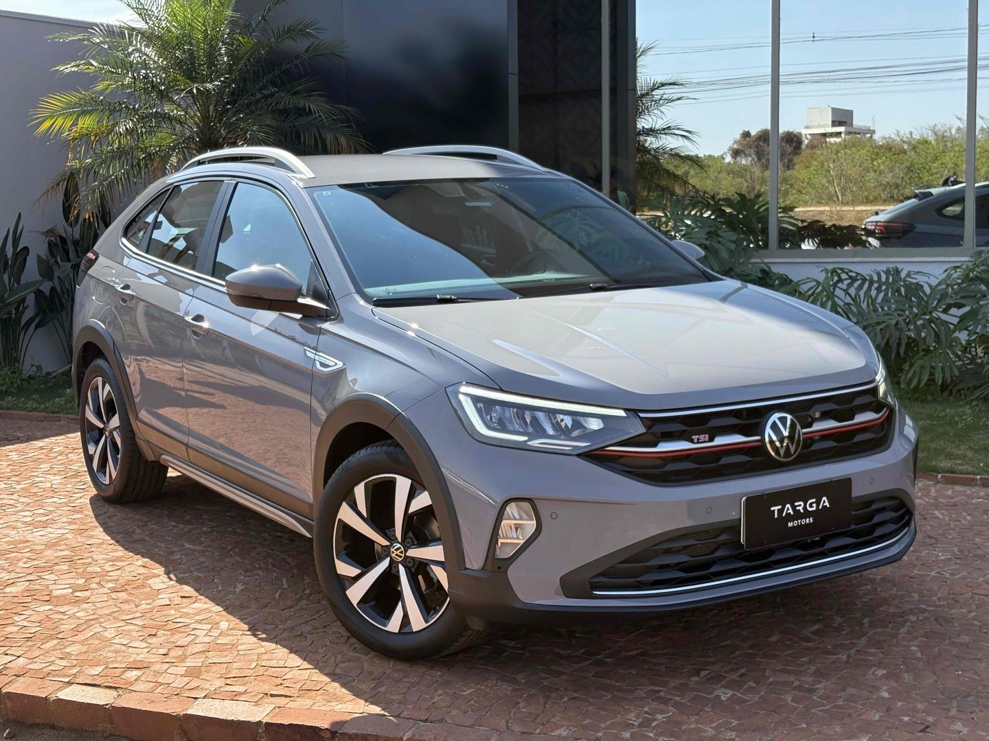 VOLKSWAGEN NIVUS 1.0 200 TSI TOTAL FLEX HIGHLINE AUTOMÁTICO