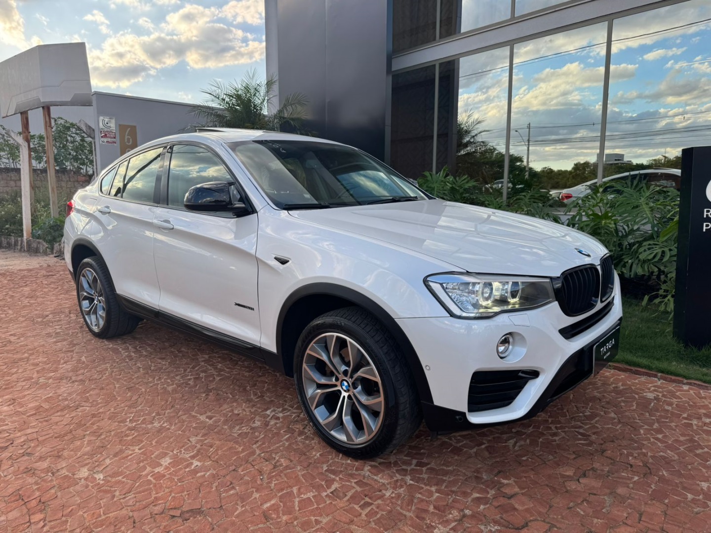 BMW X4 2.0 28I X LINE 4X4 16V TURBO GASOLINA 4P AUTOMÁTICO