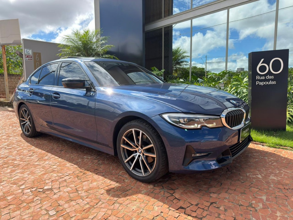 BMW 320i