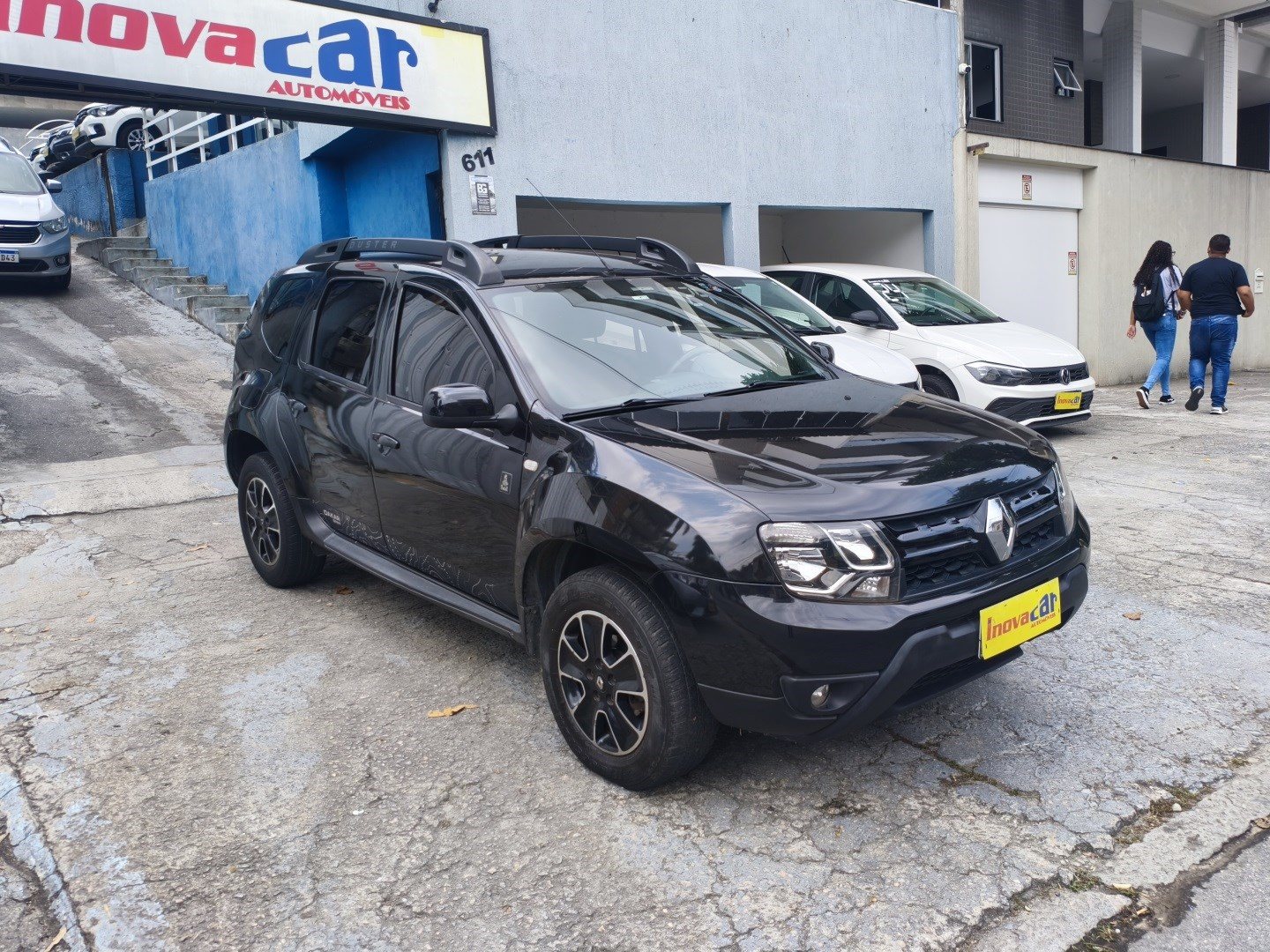 RENAULT DUSTER