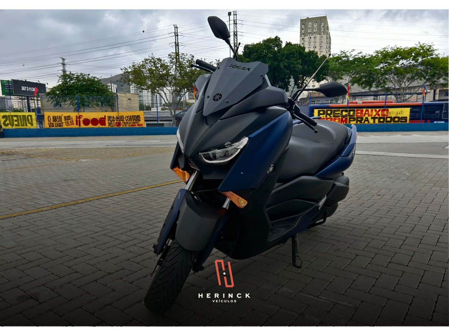 YAMAHA XMAX 250 ABS