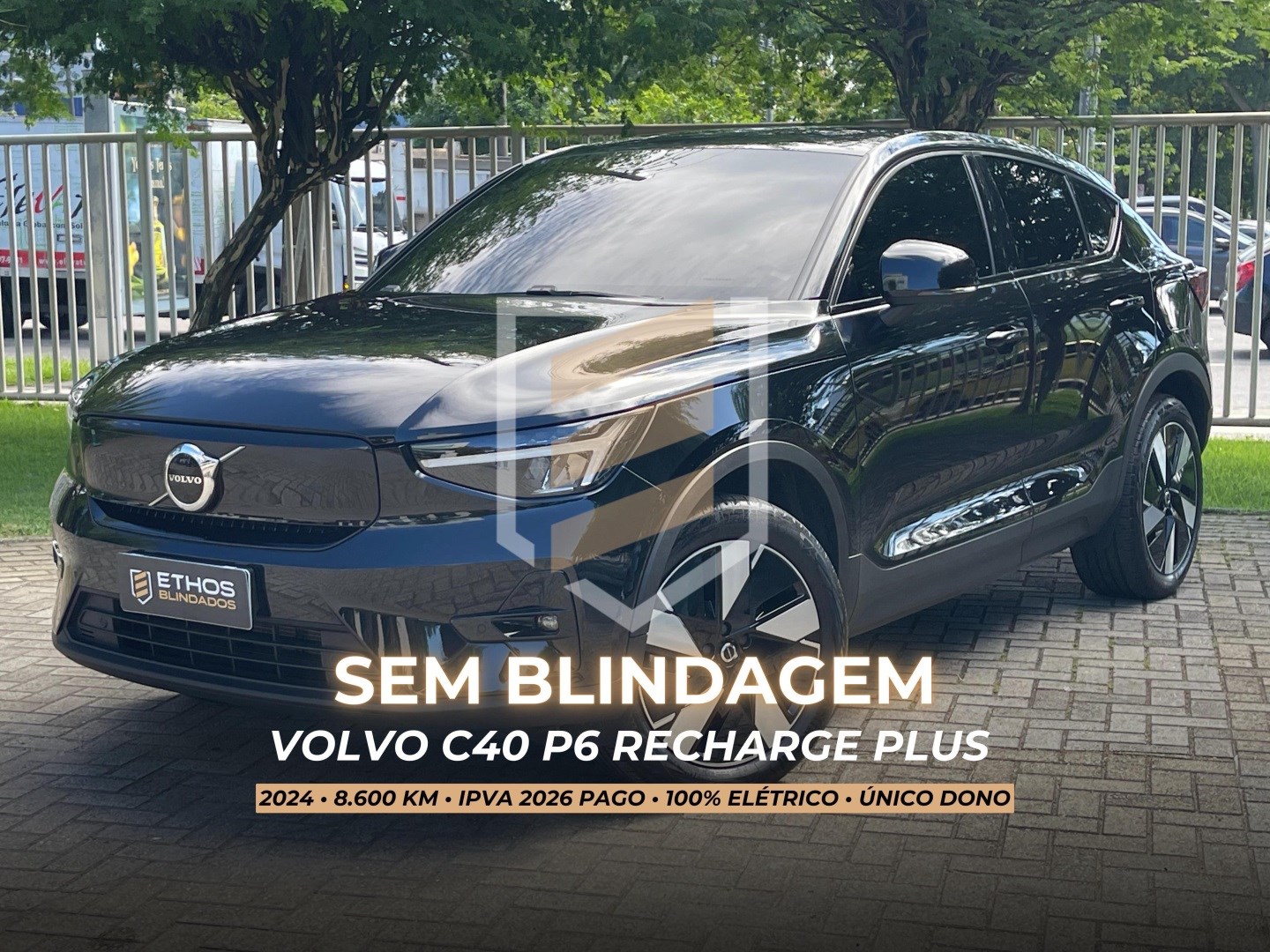 VOLVO C40