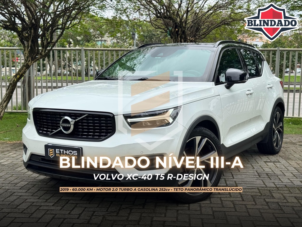 VOLVO XC 40