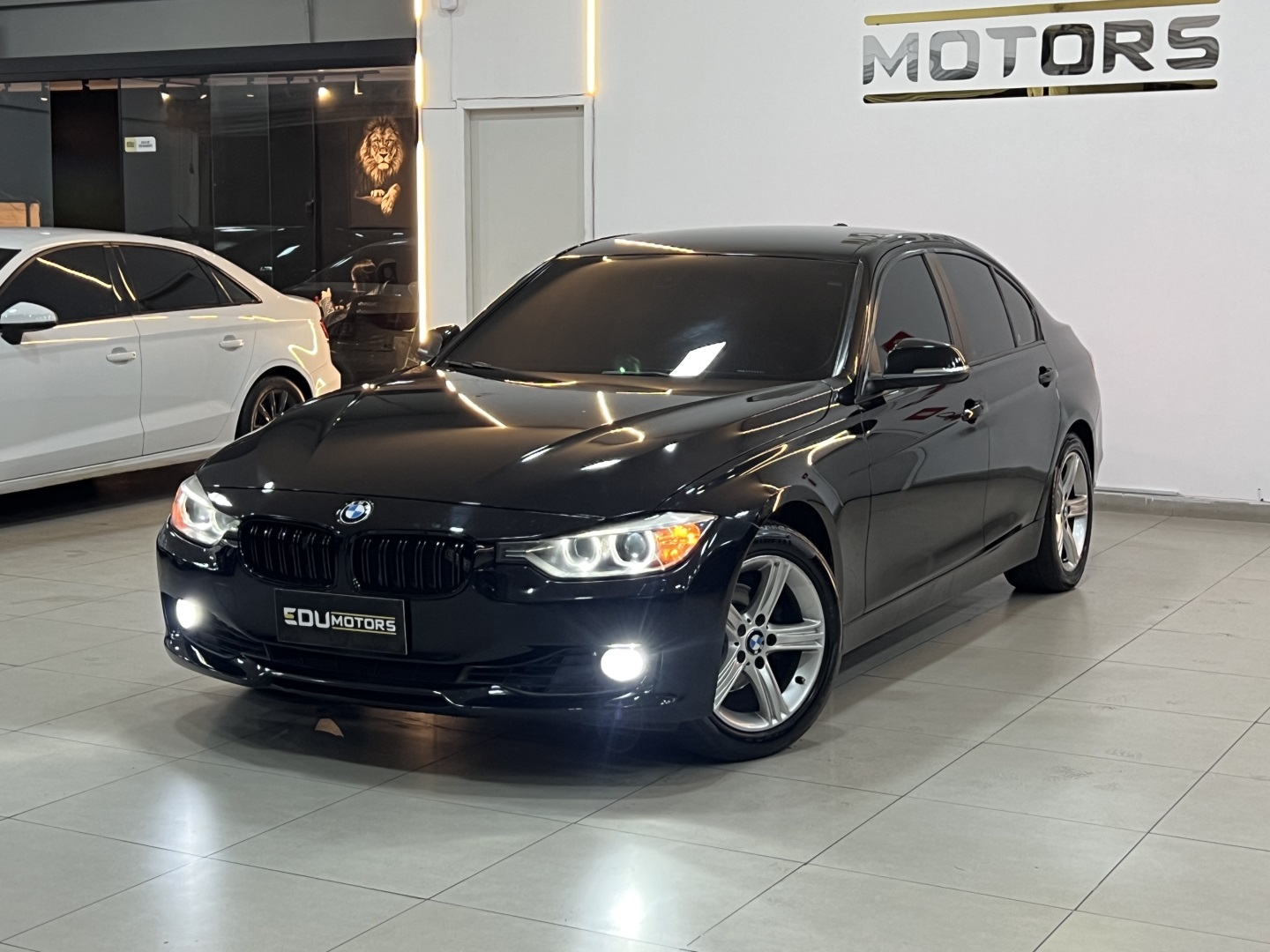 BMW 320i