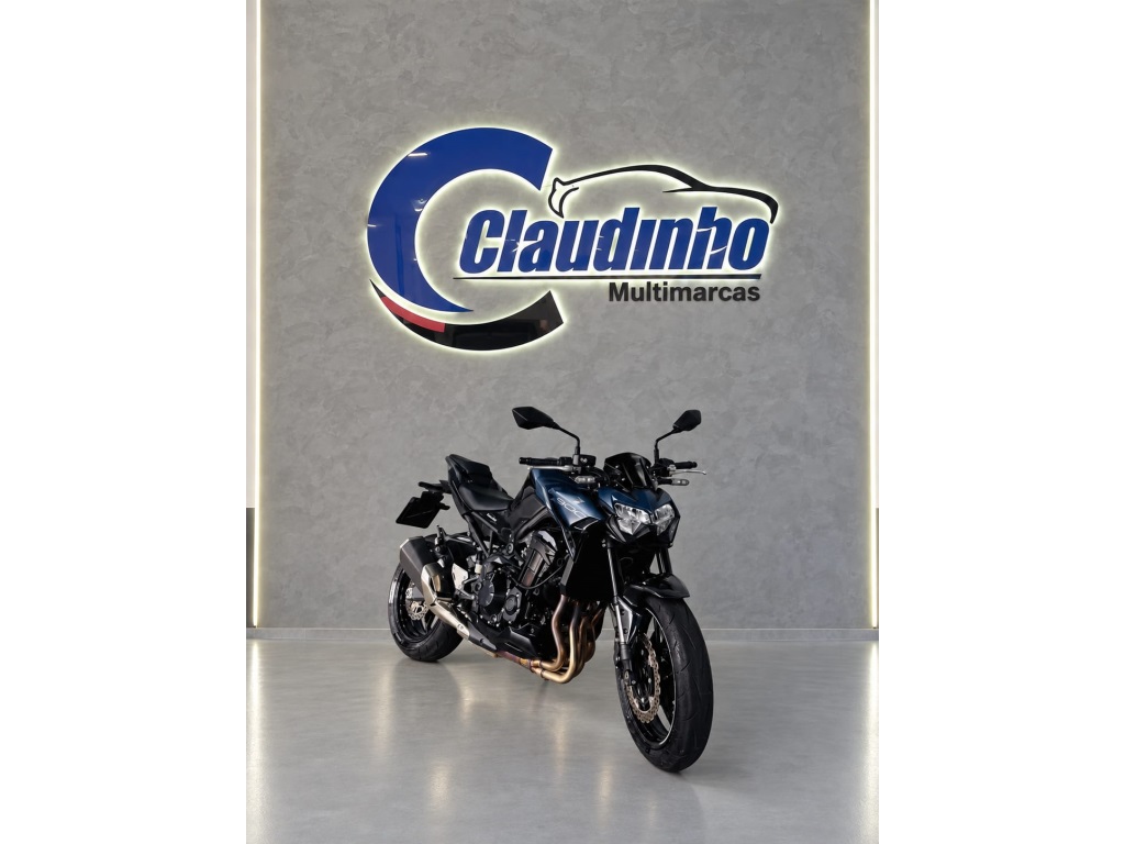 KAWASAKI Z900