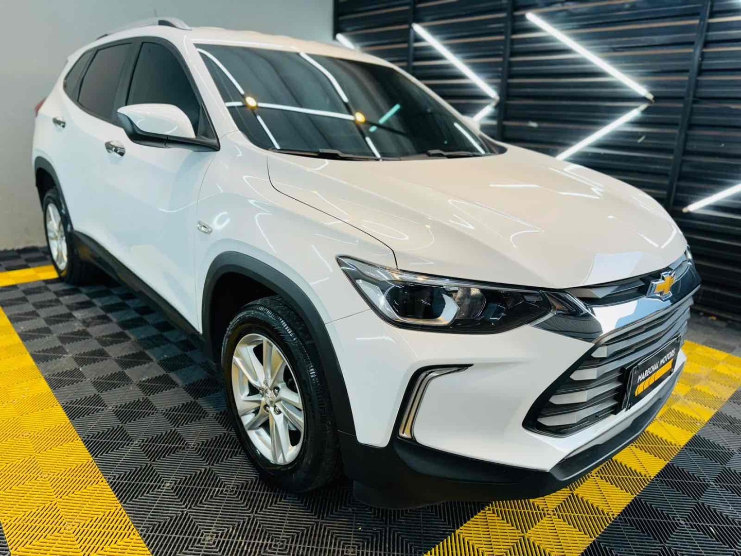 CHEVROLET TRACKER