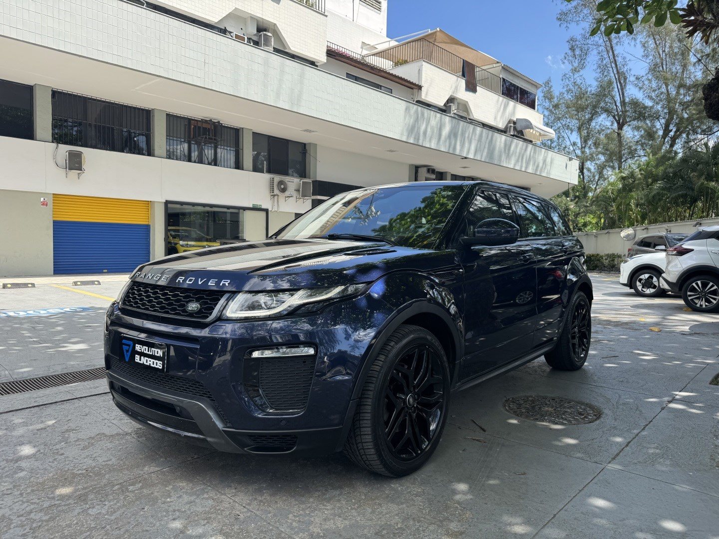 LAND ROVER RANGE ROVER EVOQUE