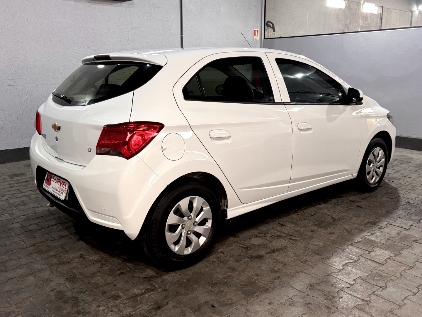 Chevrolet Onix 1.0 Mpfi LT 8V Flex 4P Manual - foto 4