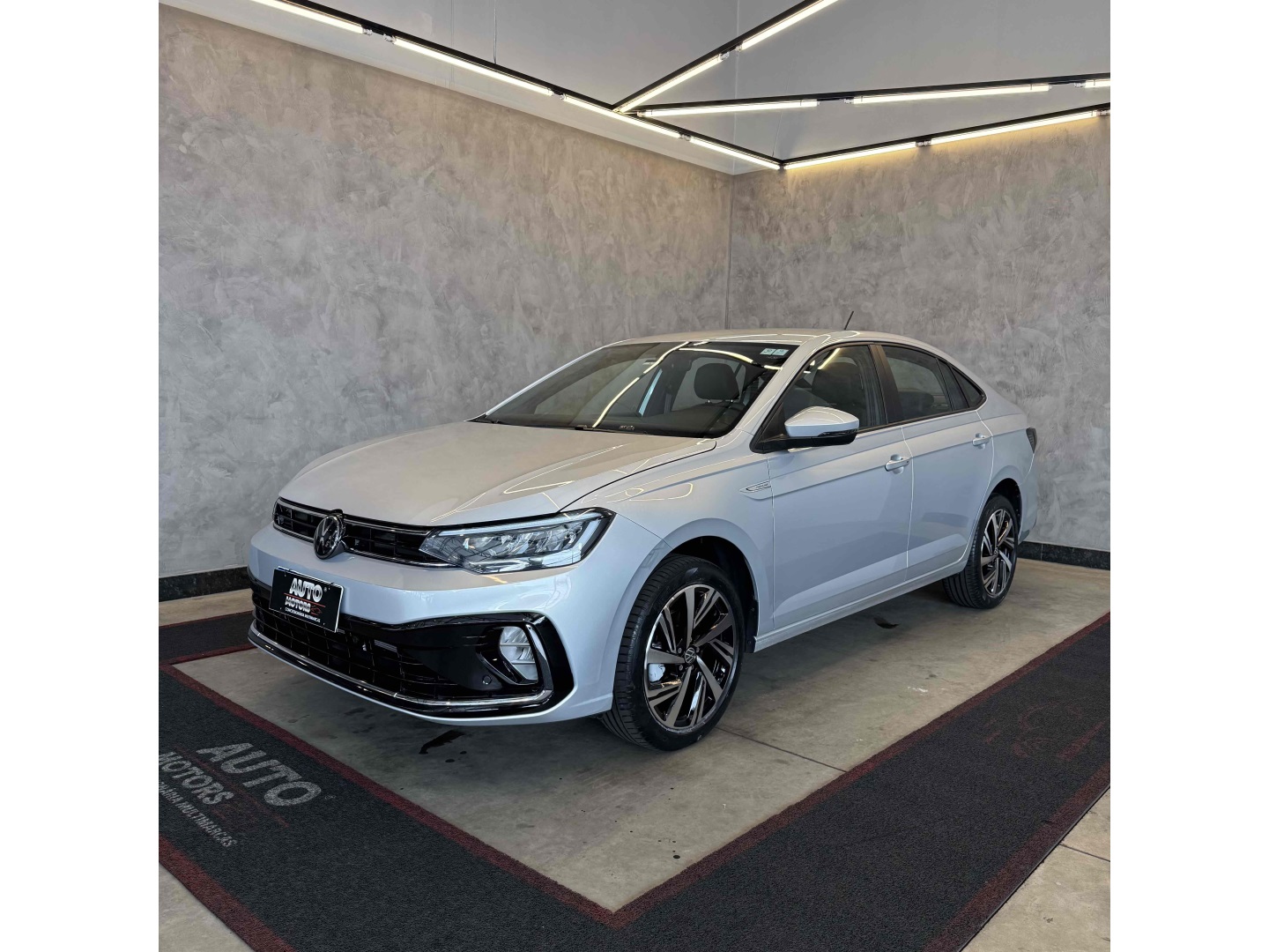 VOLKSWAGEN VIRTUS 1.0 200 TSI HIGHLINE AUTOMÁTICO