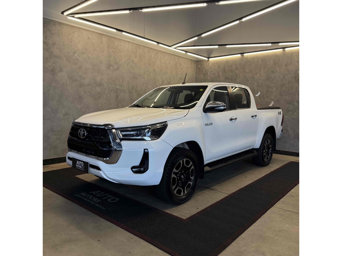 TOYOTA HILUX 2.8 SRV 4X4 CD 16V DIESEL 4P AUTOMÁTICO