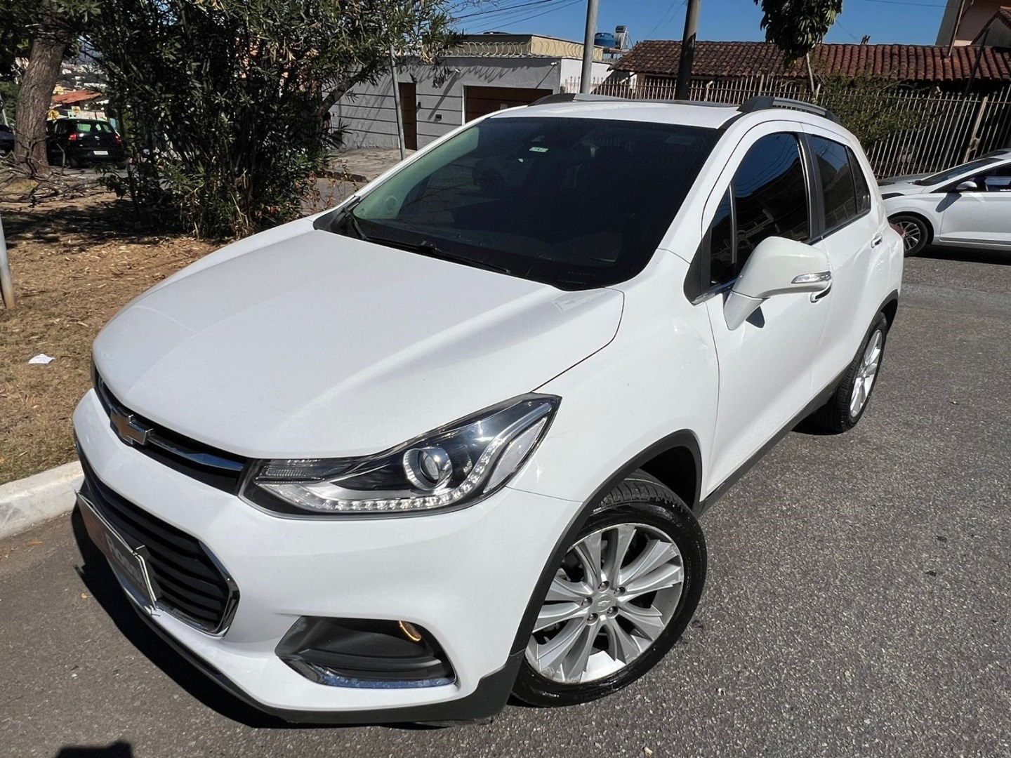CHEVROLET TRACKER