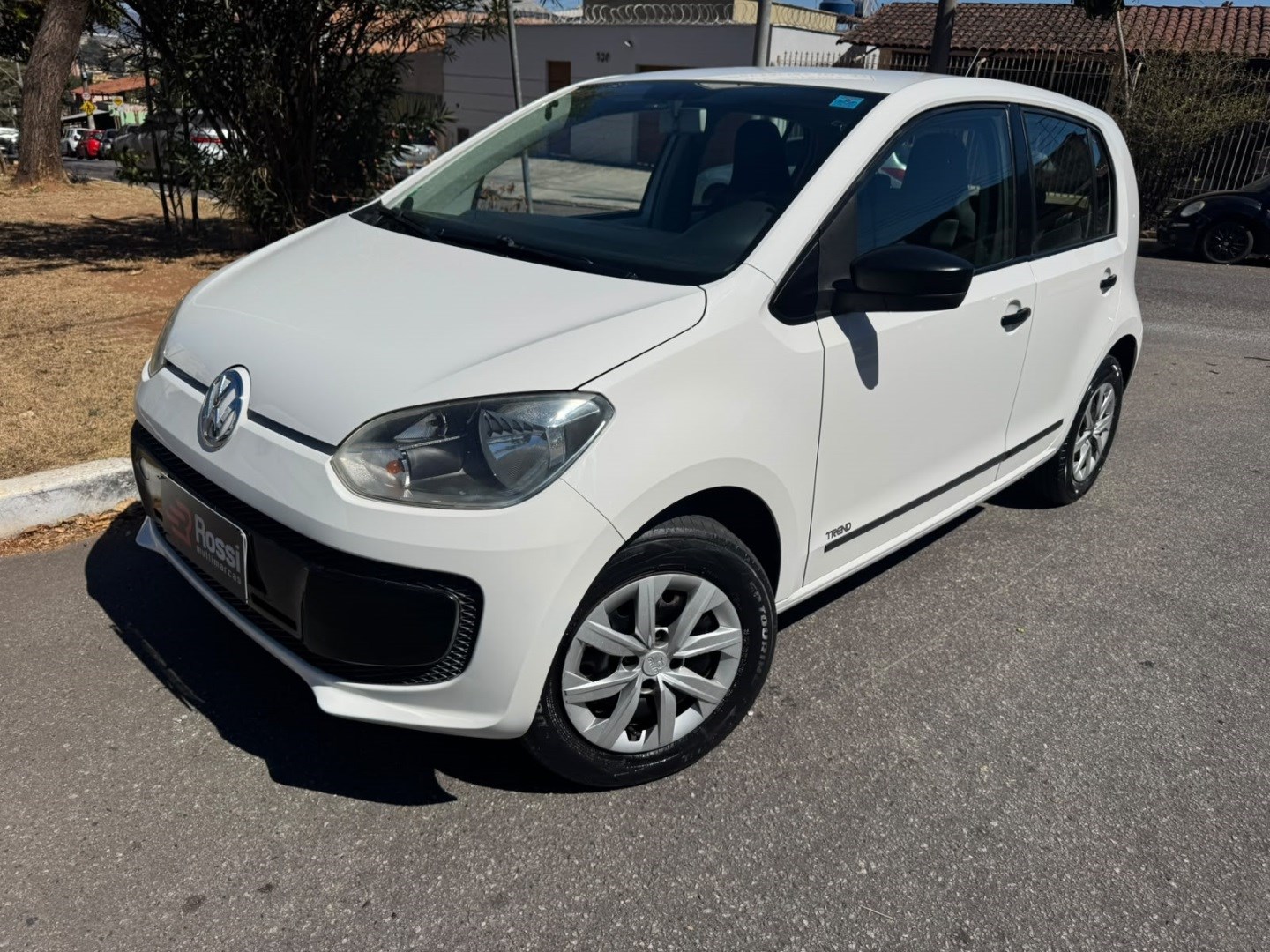 VOLKSWAGEN UP
