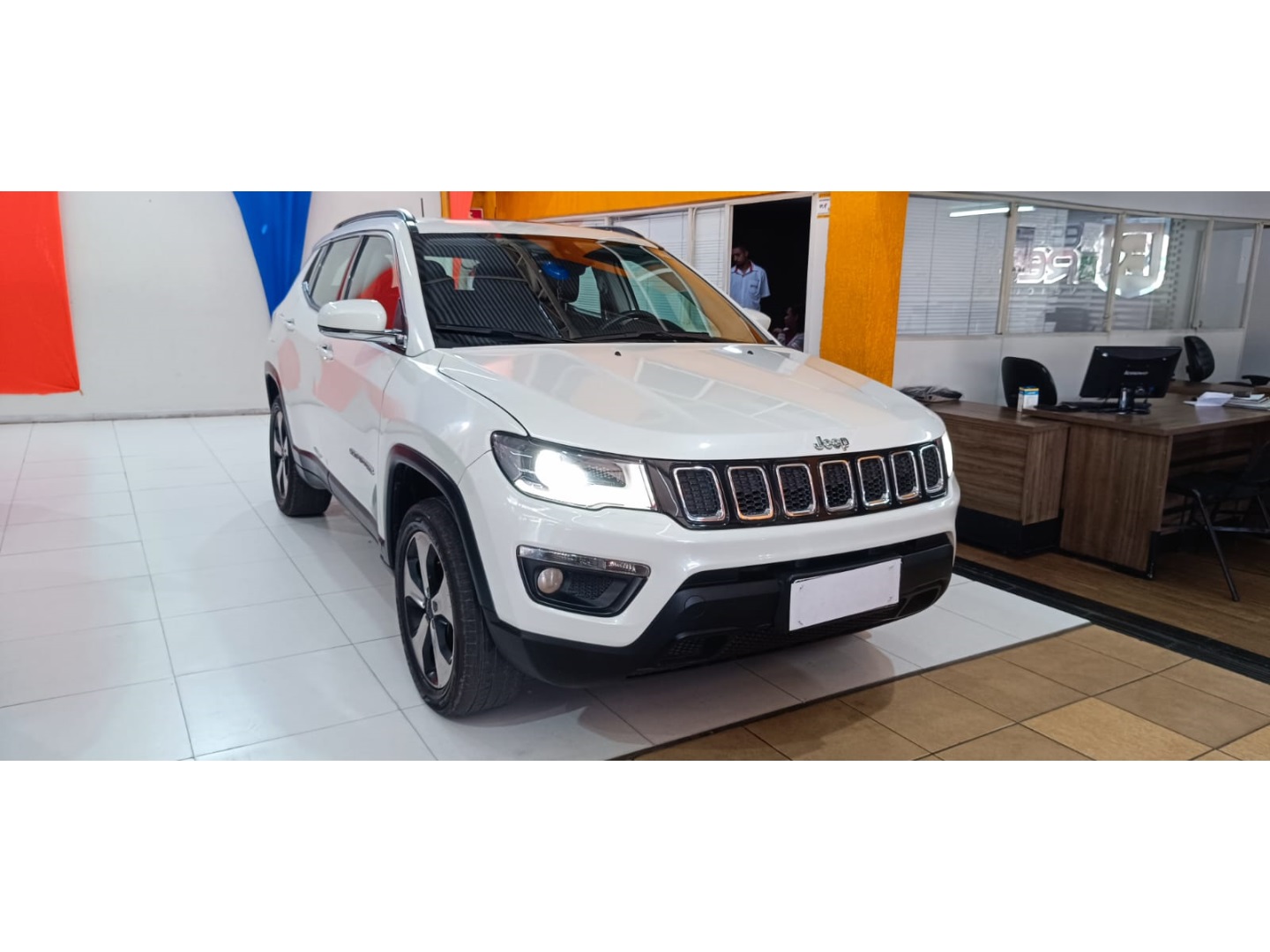 JEEP COMPASS 2.0 16V DIESEL LONGITUDE 4X4 AUTOMÁTICO