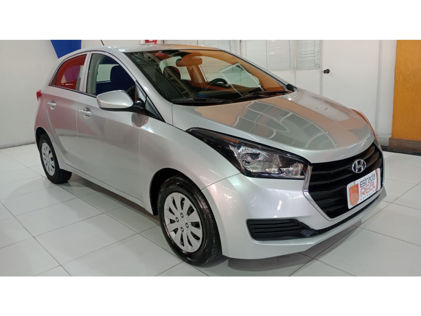 HYUNDAI HB20 1.0 COMFORT 12V FLEX 4P MANUAL