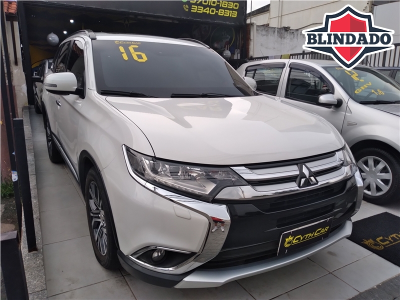 MITSUBISHI OUTLANDER 2.2 4X4 16V DIESEL 4P AUTOMÁTICO