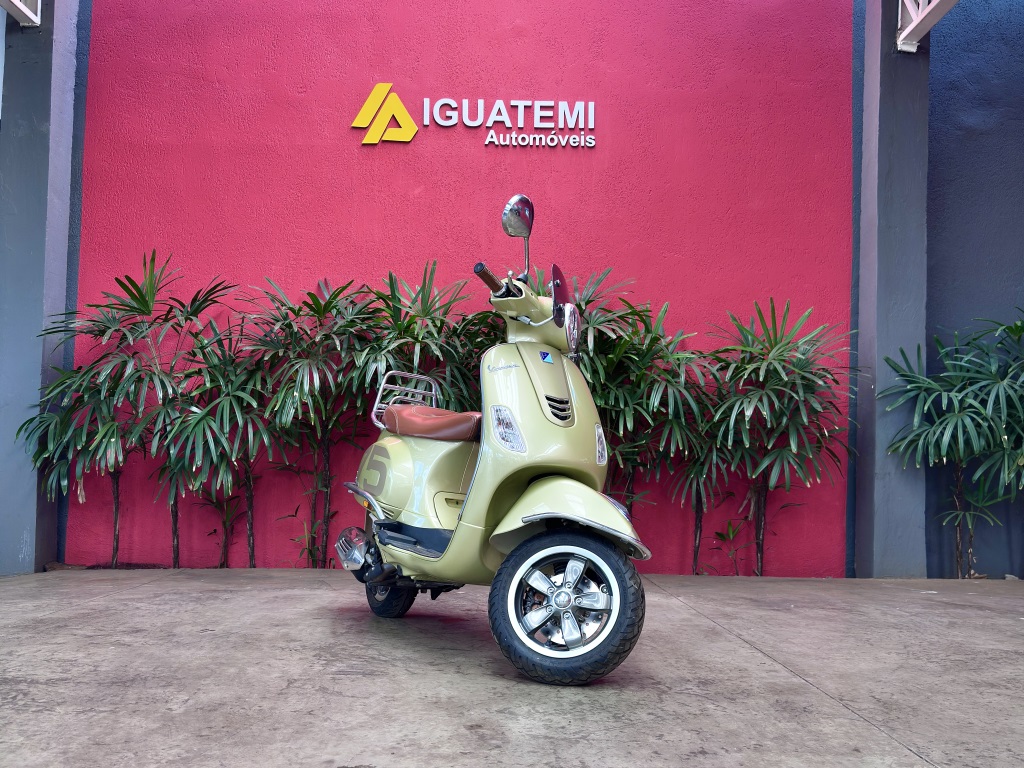 PIAGGIO VESPA CLASSIC VXL 150