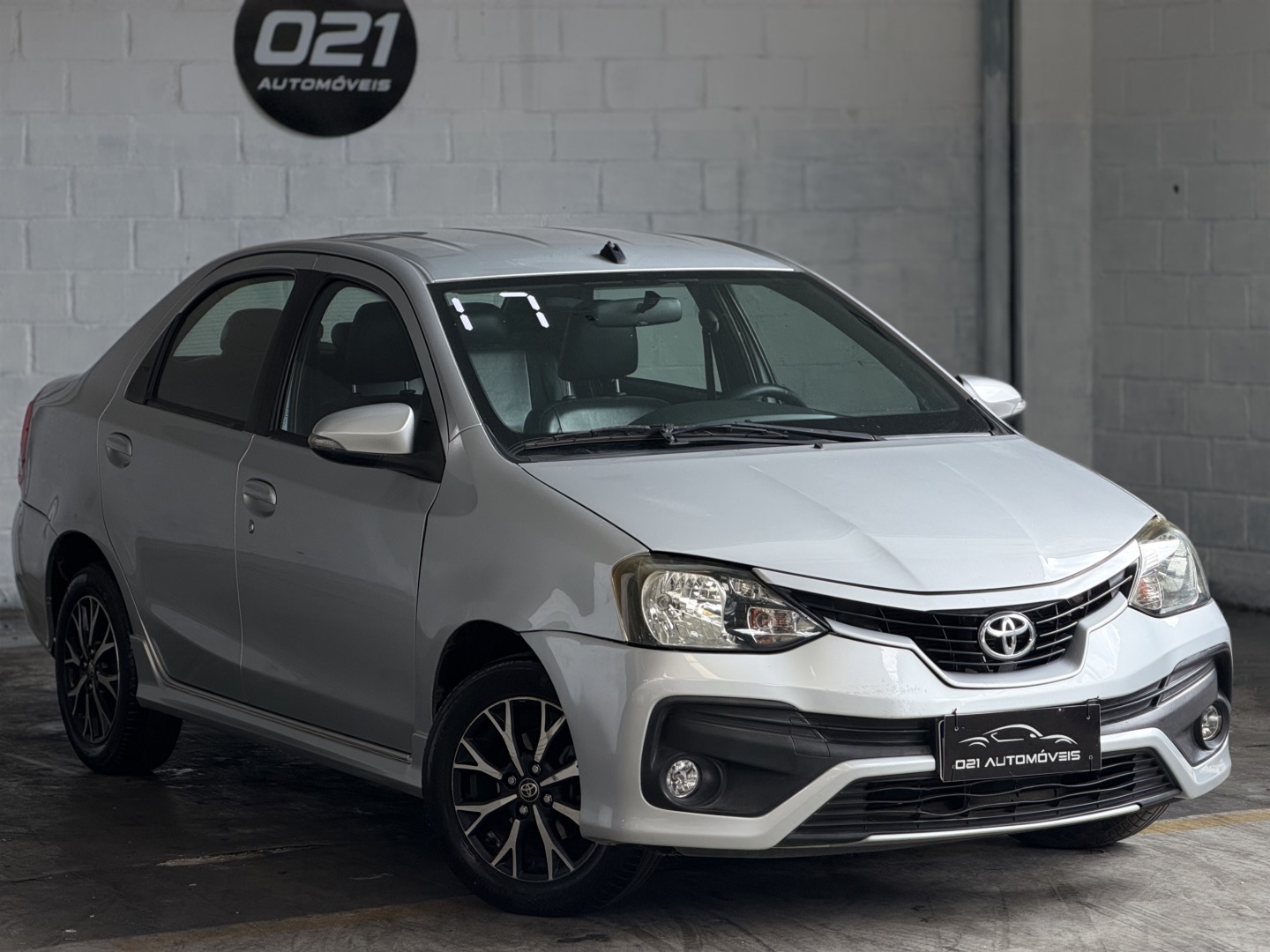 TOYOTA ETIOS