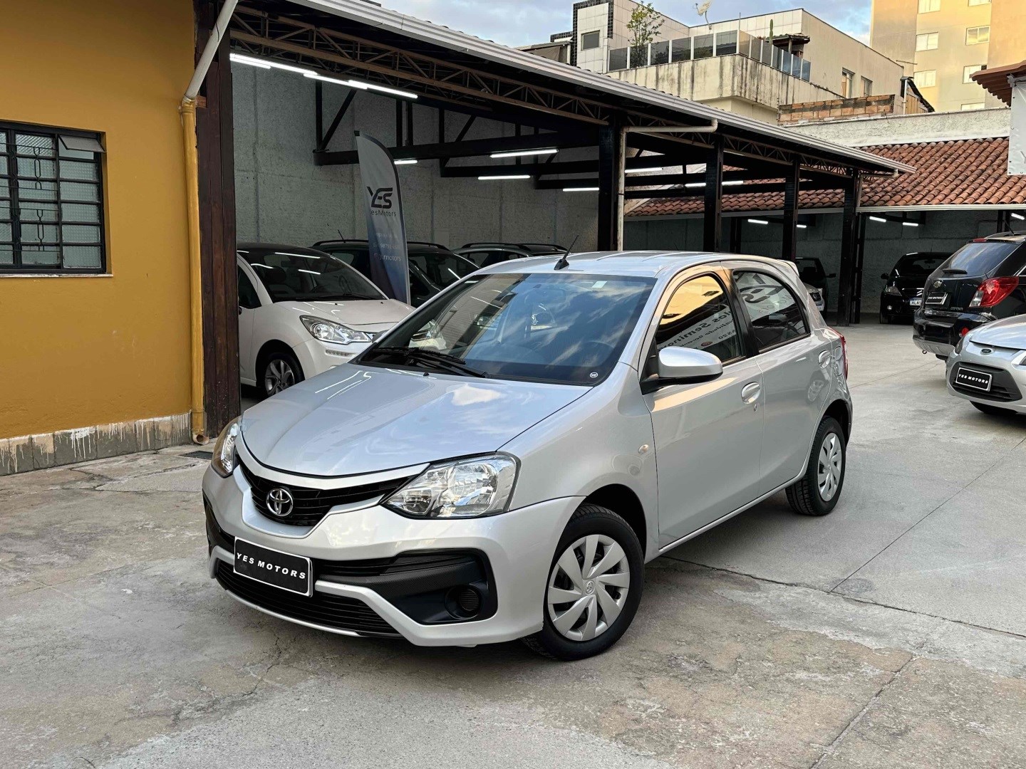 TOYOTA ETIOS