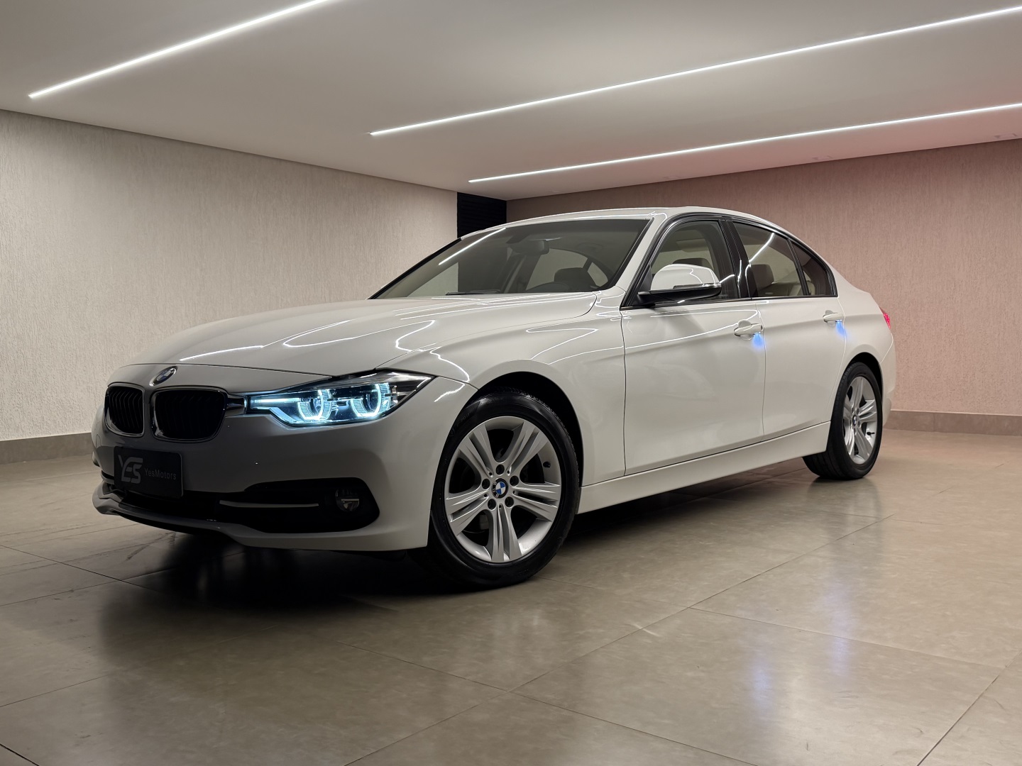 BMW 320i